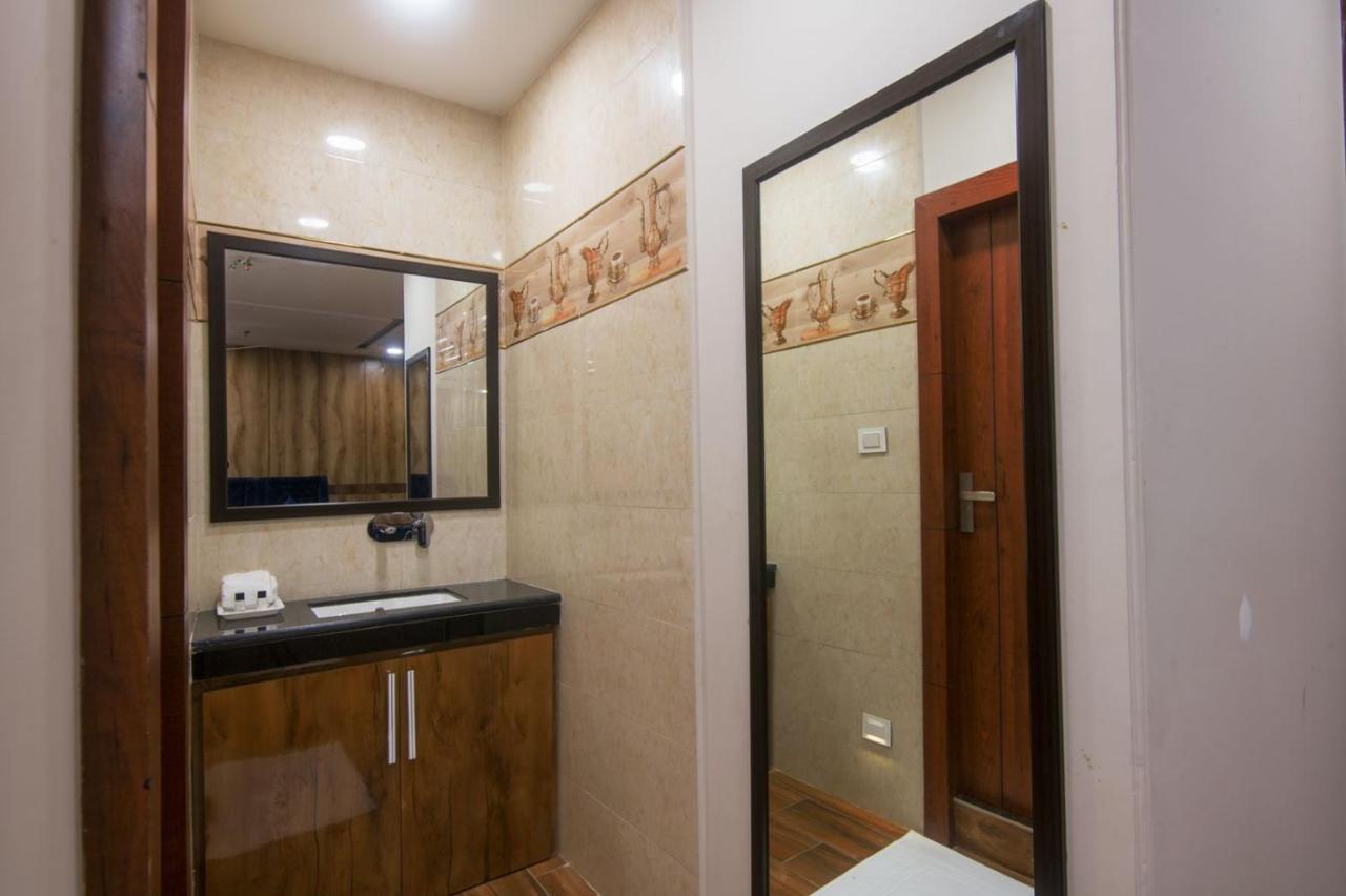 Shivaay Morex- A Vegetarian Hotel Дармсала Экстерьер фото