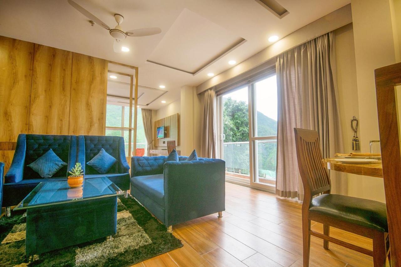 Shivaay Morex- A Vegetarian Hotel Дармсала Экстерьер фото